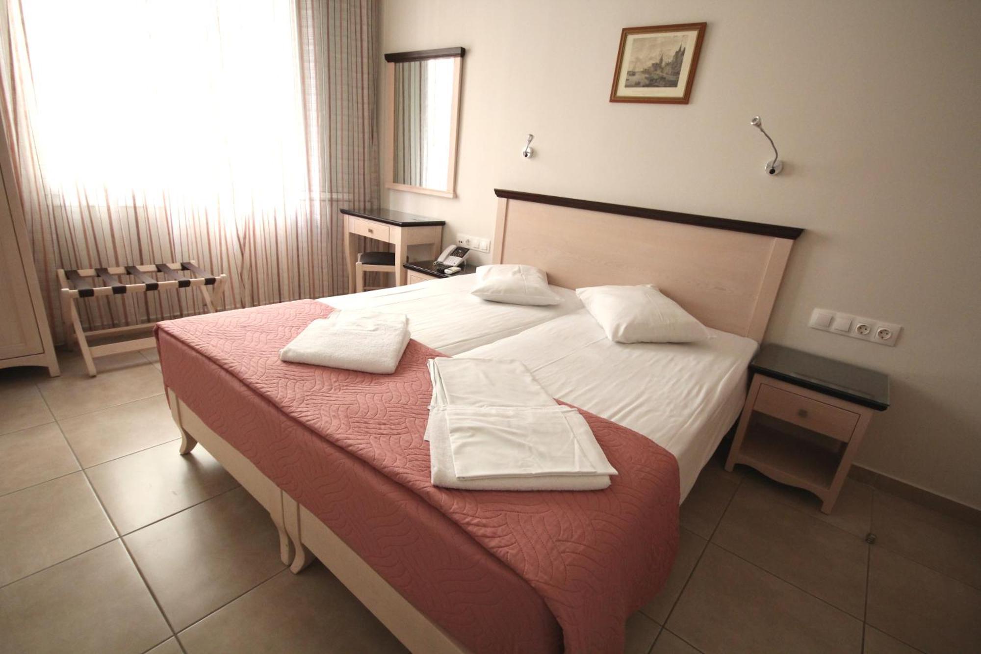 Mirabello Hotel